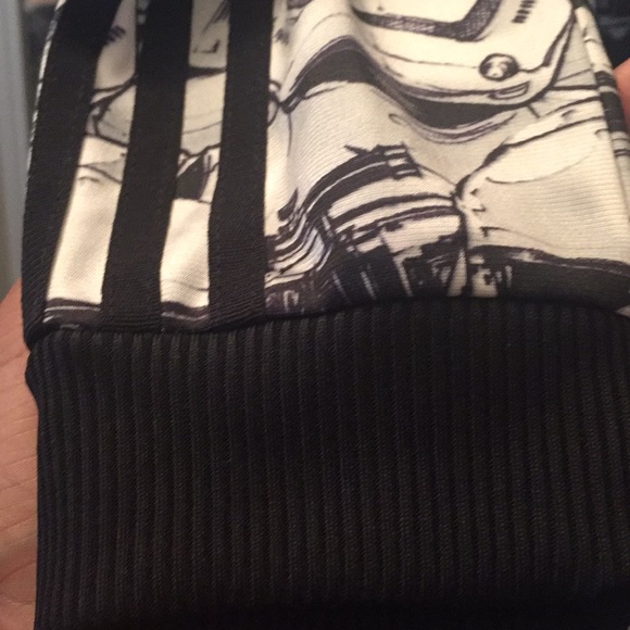 Starwars adidas jacket - Picture 3 of 3